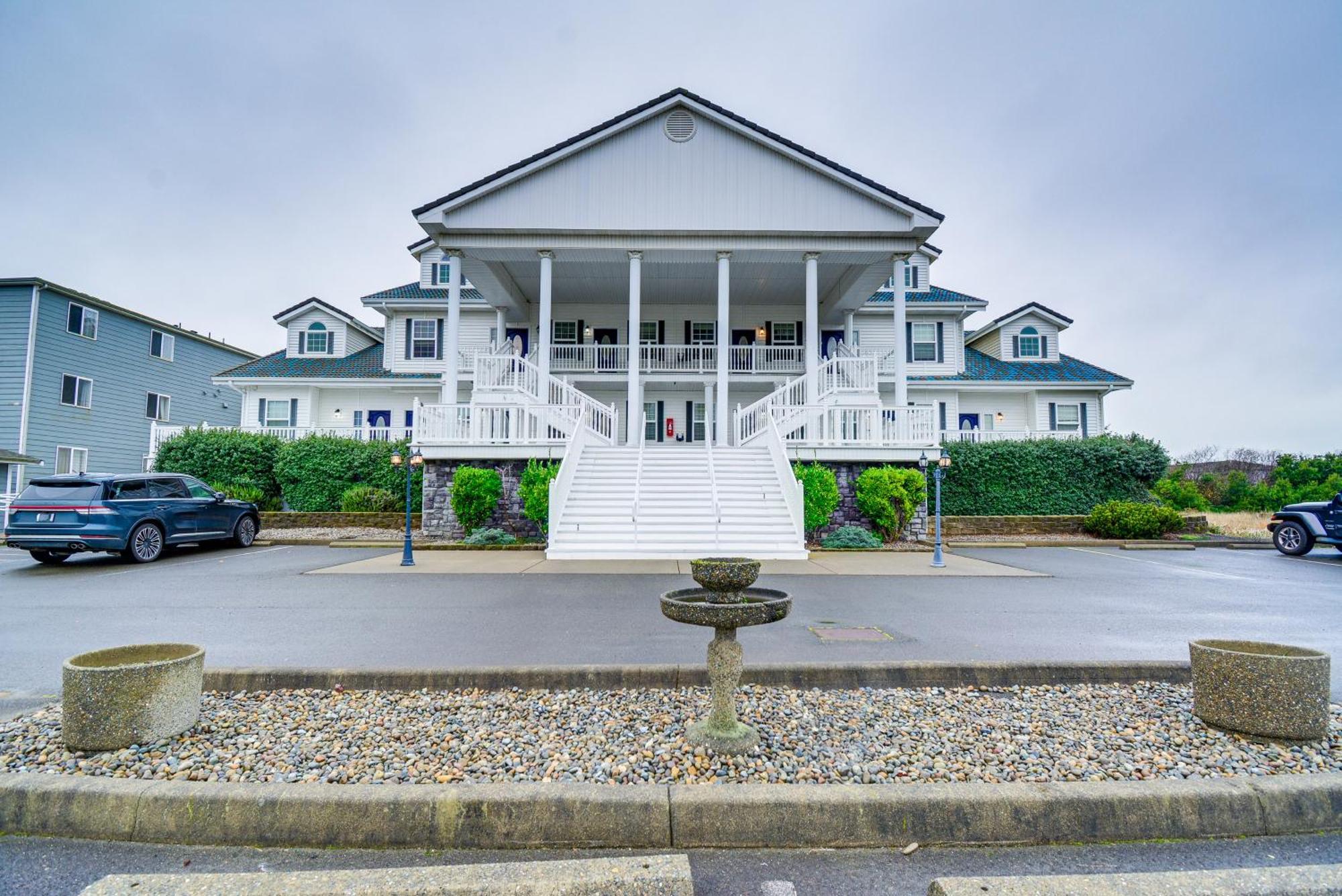 Ocean Shores Condo Rental With View - Walk To Beach! Ngoại thất bức ảnh