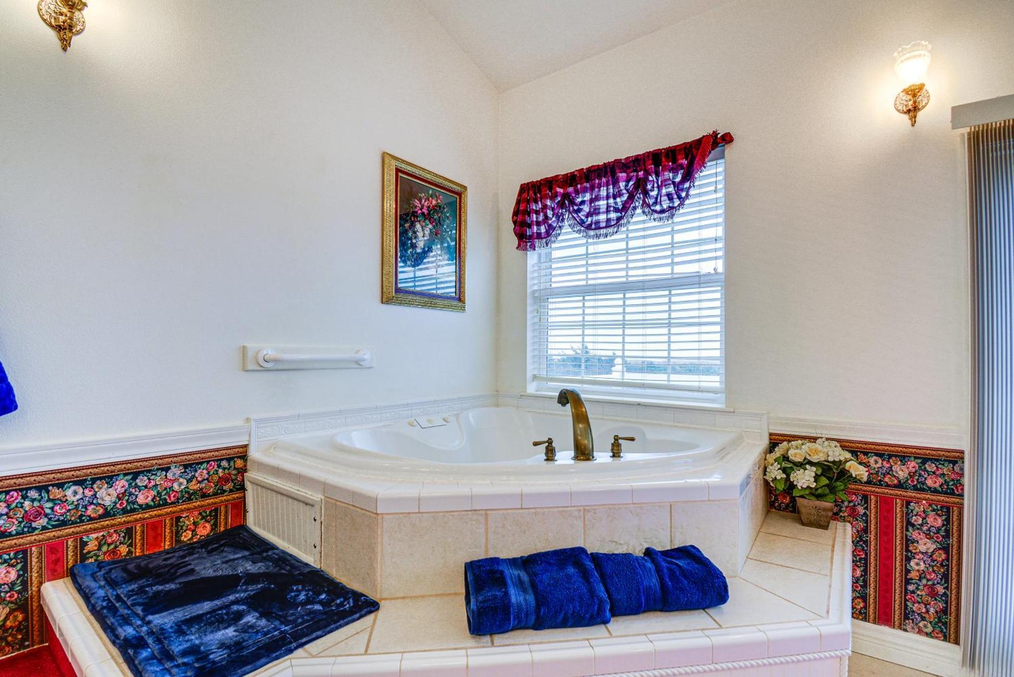 Ocean Shores Condo Rental With View - Walk To Beach! Ngoại thất bức ảnh